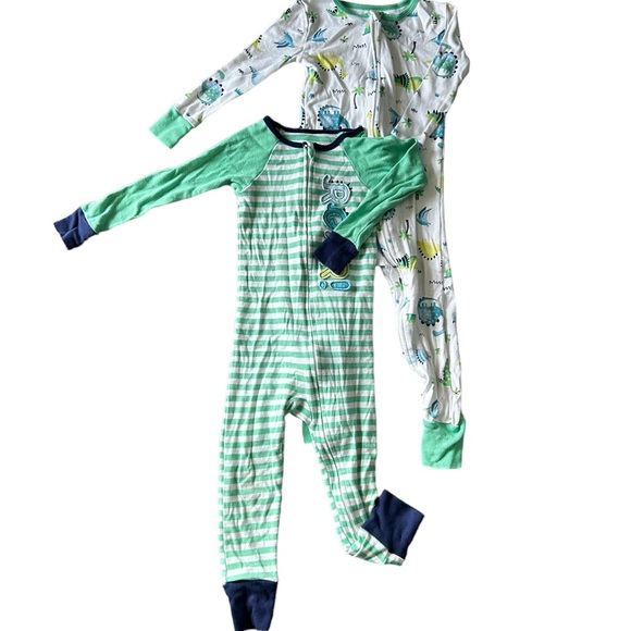 Kids Headquarters Dinosaur Zip Up Footed Pajama set. - Picture 2 of 5